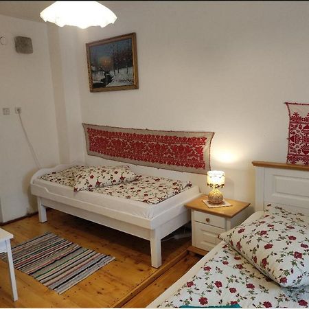 Elza Guesthouse Риметя Экстерьер фото