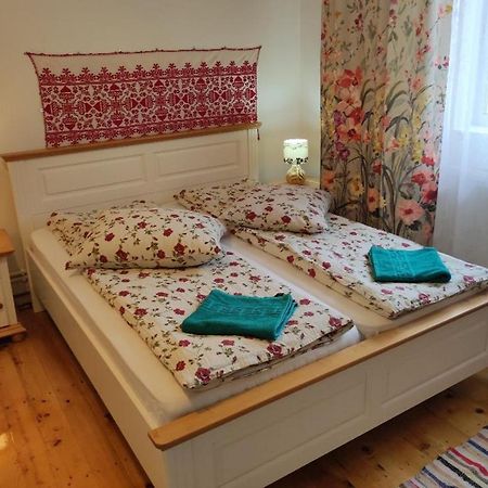 Elza Guesthouse Риметя Экстерьер фото
