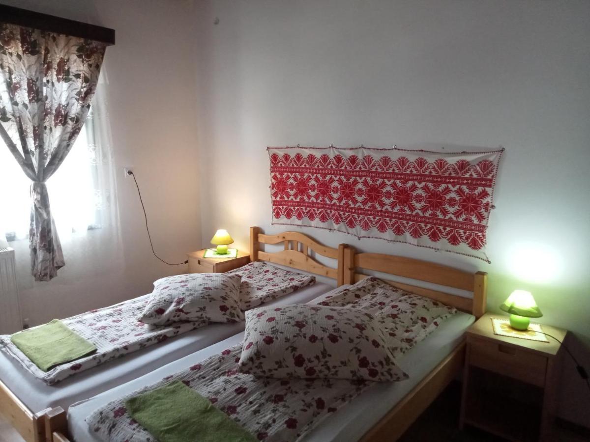 Elza Guesthouse Риметя Экстерьер фото