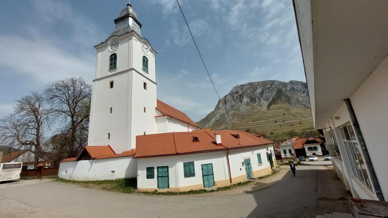 Elza Guesthouse Риметя Экстерьер фото